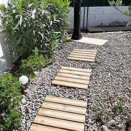 Semesterbostad Piccula Casa Albitreccia